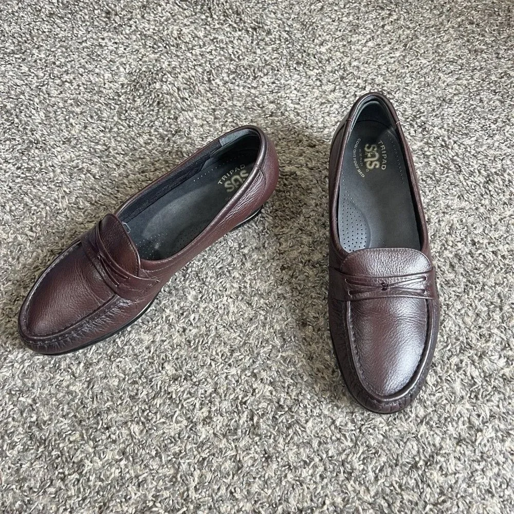 SAS Womens Size 10 M Easier Loafer Brown Burgundy Casual Slip On Shoes Tripad